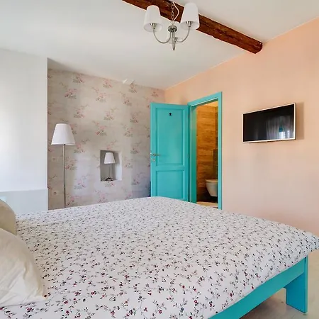 Heritage Chersin Hotel 4*